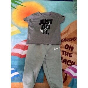 Nike boys 12 month